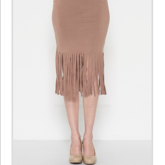 SEXY Fringe - Skirt - Picture 2 of 4